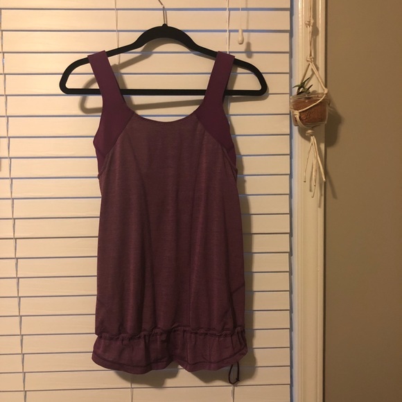 Lulu lemon tank with adjustable waist/hip - Picture 3 of 8